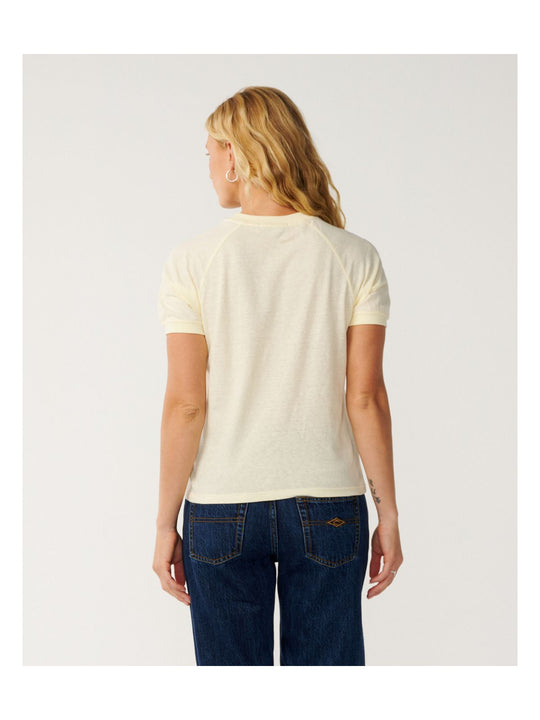 Koszulka damska RIP CURL Sg Wettie Ringer Tee żółta
Koszulka damska RIP CURL Sg Wettie Ringer Tee żółta