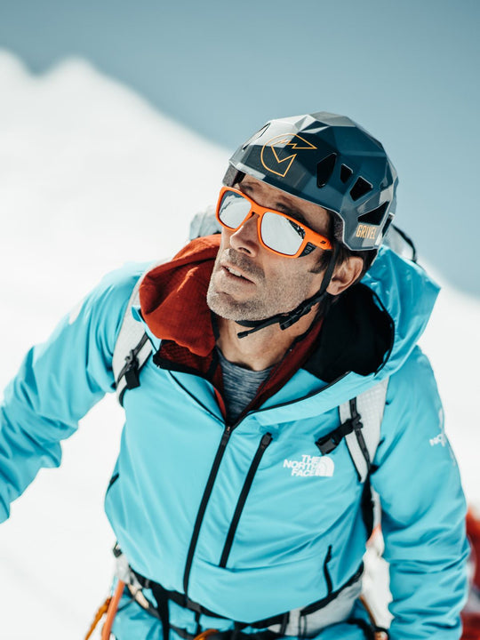 Okulary górskie JULBO SHIELD - pomarańczowy | Spectron Cat 4 - L - Adventure Sports
Okulary górskie JULBO SHIELD - pomarańczowy | Spectron Cat 4 - L - Adventure Sports
