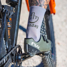 Buty rowerowe NORTHWAVE Rebel 3 ciemna zieleń - Adventure Sports
Buty rowerowe NORTHWAVE Rebel 3 ciemna zieleń - Adventure Sports