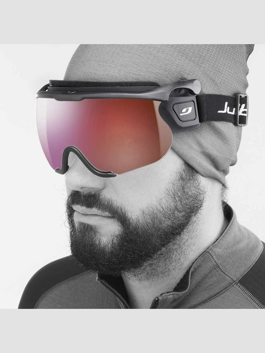 Gogle narciarskie JULBO Sniper Evo L czarne fotochrom Cat 0-4 hi-contrast
Gogle narciarskie JULBO Sniper Evo L czarne fotochrom Cat 0-4 hi-contrast