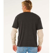 Koszulka męska RIP CURL Inner Visions Smashed L/S Tee czarna
Koszulka męska RIP CURL Inner Visions Smashed L/S Tee czarna