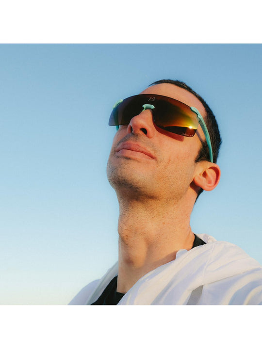 Okulary fotochromowe JULBO Faster L Kilian Jornet - Reactiv 0-3 HC - Light Blue Glacier
Okulary fotochromowe JULBO Faster L Kilian Jornet - Reactiv 0-3 HC - Light Blue Glacier