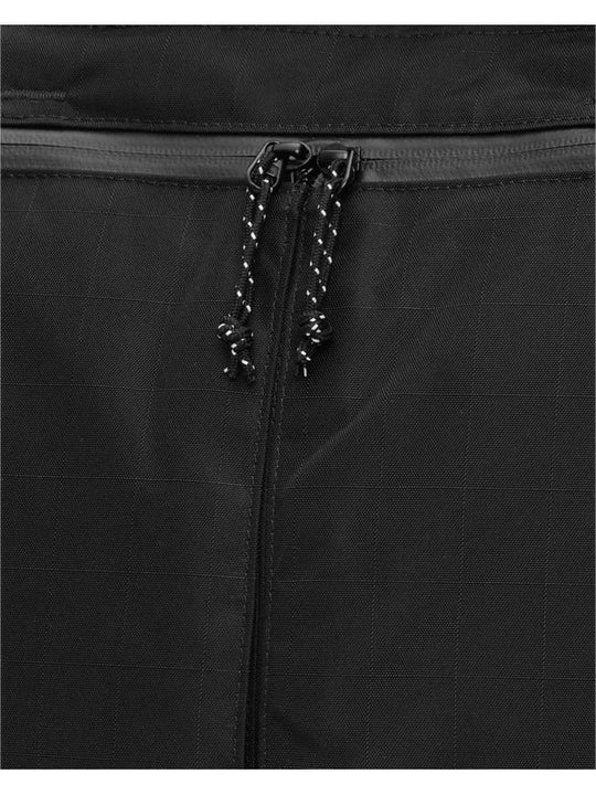 Torba DB Utility Tote 32L Black Out
Torba DB Utility Tote 32L Black Out