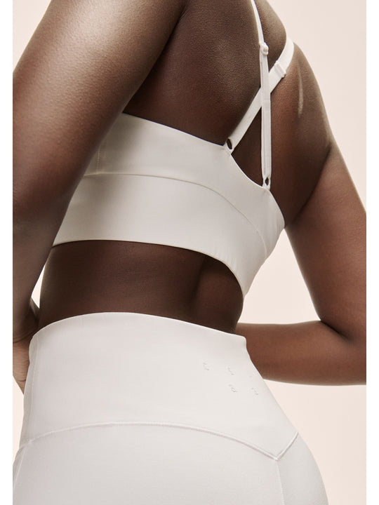 Stanik treningowy CASALL Wrap Sports Bra biały kolor biały
Stanik treningowy CASALL Wrap Sports Bra biały kolor biały