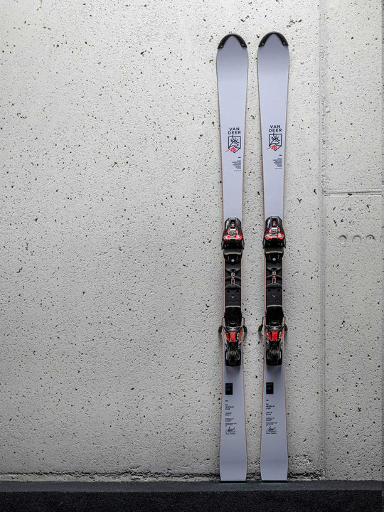 Narty Van Deer SL WORLD CUP 165 Interface 14mm + wiązania XCOMP 16
Narty Van Deer SL WORLD CUP 165 Interface 14mm + wiązania XCOMP 16