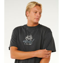 Koszulka męska RIP CURL Inner Visions Rotten Sun Tee czarna
Koszulka męska RIP CURL Inner Visions Rotten Sun Tee czarna