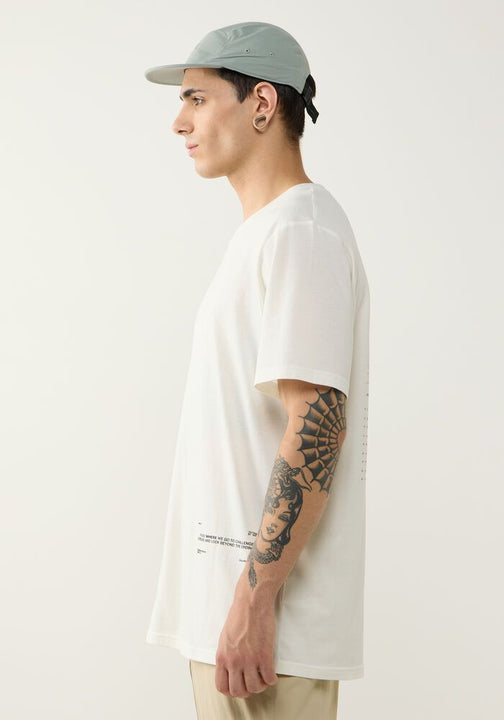 Koszulka HAGLÖFS Outsiders Graphic Tee Men soft white
Koszulka HAGLÖFS Outsiders Graphic Tee Men soft white