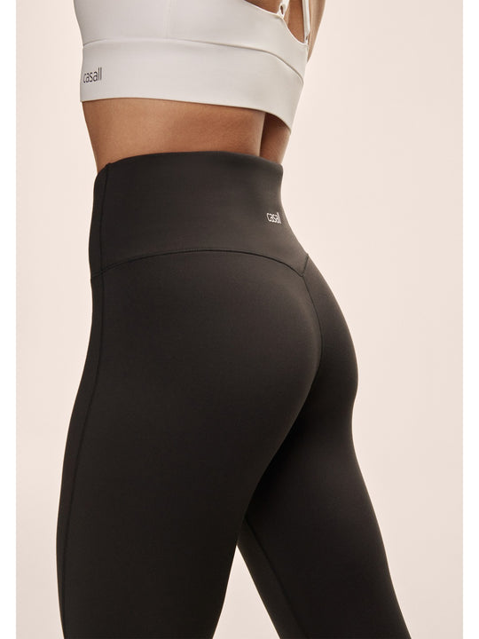 Spodnie damskie CASALL Soft Touch Flared Pants kolor czarny
Spodnie damskie CASALL Soft Touch Flared Pants kolor czarny