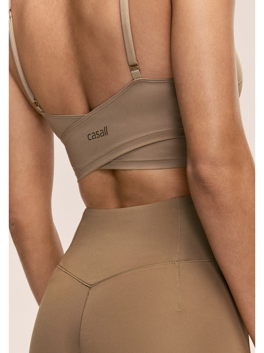 Top damski CASALL Cross Overlap Sports Top kolor zielony
Top damski CASALL Cross Overlap Sports Top kolor zielony
