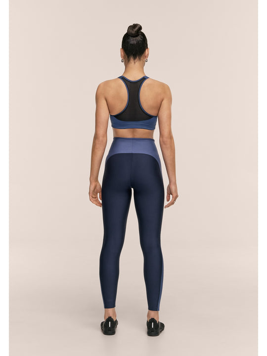 Legginsy treningowe damskie CASALL Shaped Block High Waist Tights kolor granatowy
Legginsy treningowe damskie CASALL Shaped Block High Waist Tights kolor granatowy