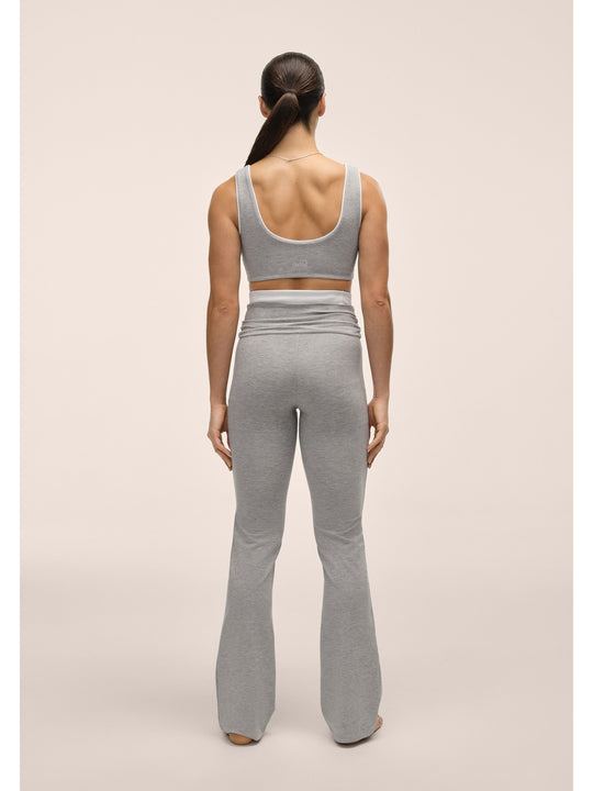 Spodnie damskie CASALL Sublime Folded Flare Pants kolor szary
Spodnie damskie CASALL Sublime Folded Flare Pants kolor szary