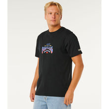 Koszulka męska RIP CURL Meo Peniche Pro 2026 Logo Tee czarna
Koszulka męska RIP CURL Meo Peniche Pro 2026 Logo Tee czarna