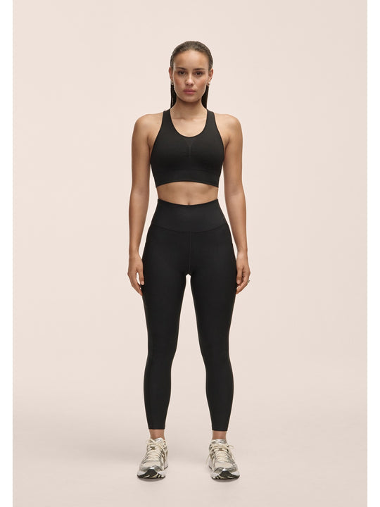 Legginsy treningowe damskie CASALL Pure Pocket High Waist Tights kolor czarny
Legginsy treningowe damskie CASALL Pure Pocket High Waist Tights kolor czarny