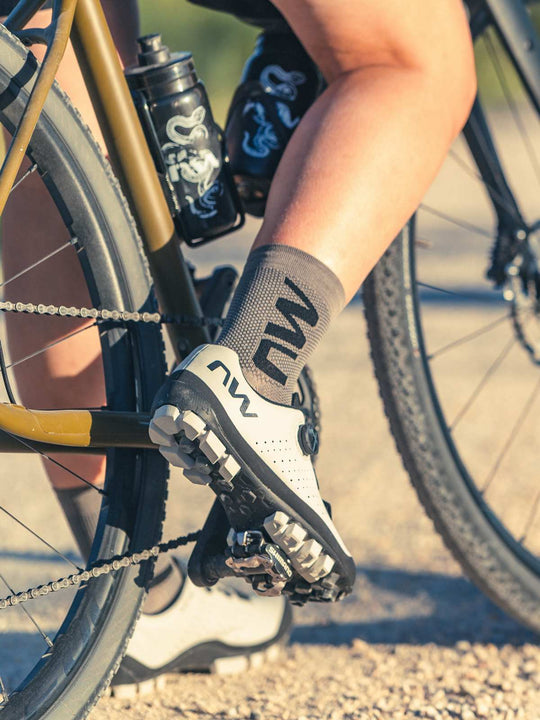 Buty rowerowe NORTHWAVE Hammer Plus jasny szary - Adventure Sports
Buty rowerowe NORTHWAVE Hammer Plus jasny szary - Adventure Sports