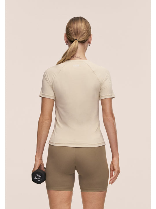 Koszulka damska CASALL Essential Tee kolor beżowy
Koszulka damska CASALL Essential Tee kolor beżowy
