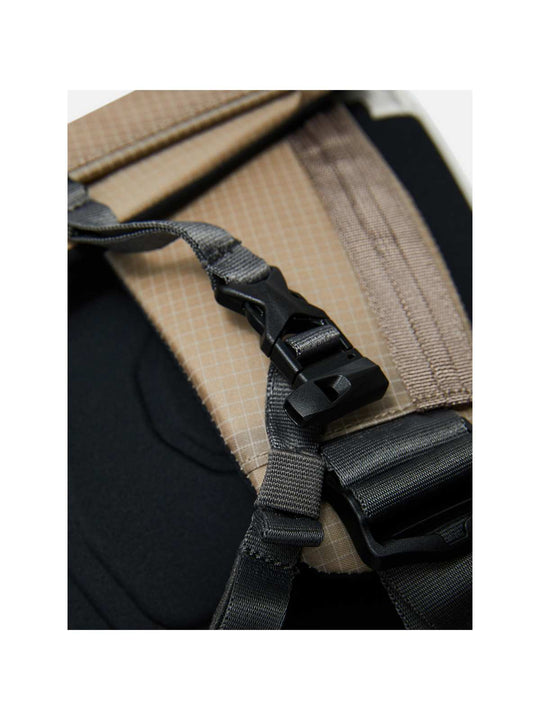 Plecak PEAK PERFORMANCE Vertical Ski Backpack 20L beżowy
Plecak PEAK PERFORMANCE Vertical Ski Backpack 20L beżowy