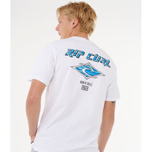 Koszulka RIP CURL Fade Out Icon Tee biała
Koszulka RIP CURL Fade Out Icon Tee biała