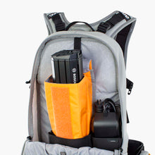Plecak rowerowy EVOC FR Enduro E-Ride 16 stone - bright orange
Plecak rowerowy EVOC FR Enduro E-Ride 16 stone - bright orange