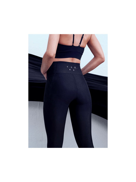 Legginsy CASALL Shapemaster High Waist Tights czarny - Adventure Sports
Legginsy CASALL Shapemaster High Waist Tights czarny - Adventure Sports