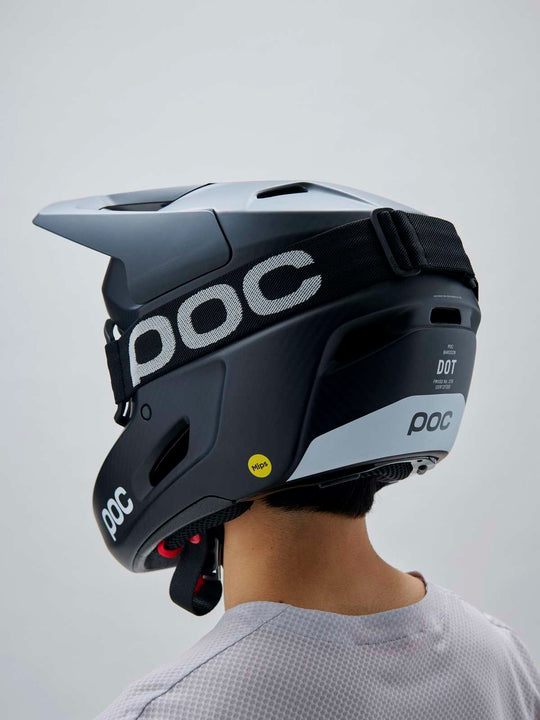Kask rowerowy POC Barocon Carbon czarny
Kask rowerowy POC Barocon Carbon czarny