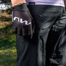 Spodenki rowerowe NORTHWAVE Bomb Baggy czarny - Adventure Sports
Spodenki rowerowe NORTHWAVE Bomb Baggy czarny - Adventure Sports