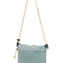 Torebka HAGLÖFS Flat accessory bag dew green
Torebka HAGLÖFS Flat accessory bag dew green