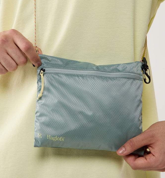 Torebka HAGLÖFS Flat accessory bag dew green
Torebka HAGLÖFS Flat accessory bag dew green