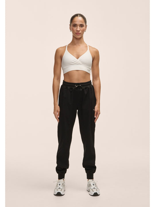 Spodnie damskie CASALL Step Woven Pants kolor czarny
Spodnie damskie CASALL Step Woven Pants kolor czarny