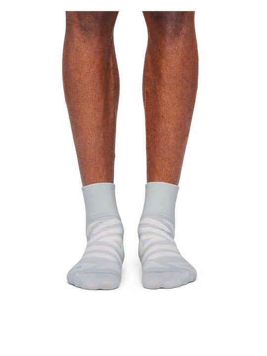 Skarpety do biegania On Performance Mid Sock szary
Skarpety do biegania On Performance Mid Sock szary
