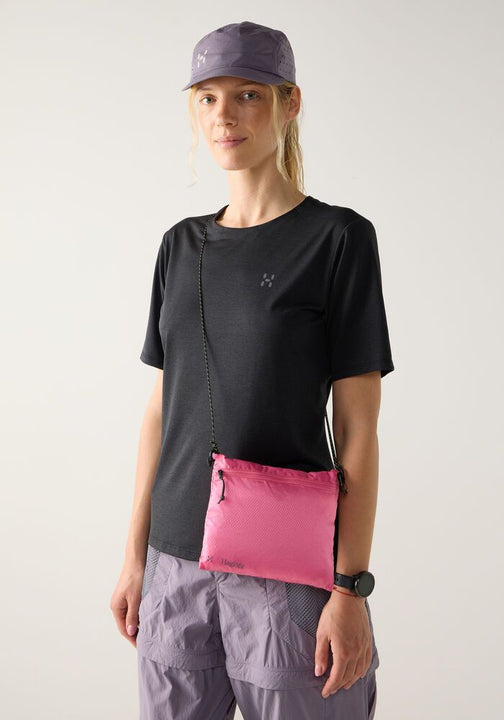 Torebka HAGLÖFS Flat accessory bag lantana pink
Torebka HAGLÖFS Flat accessory bag lantana pink