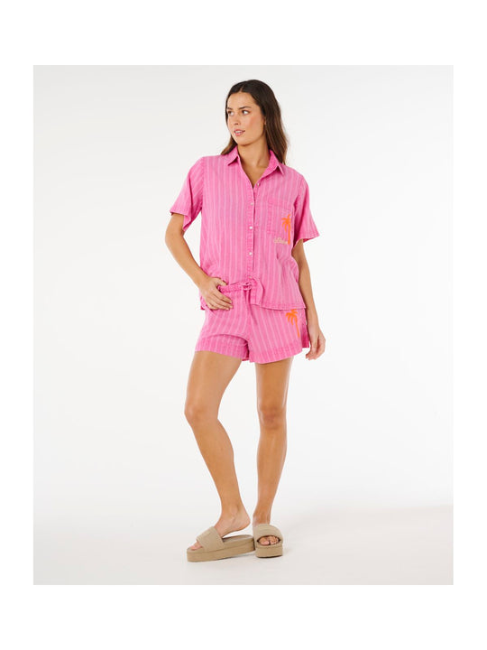 Koszulka damska RIP CURL Hotel Malibu Embroid Shirt różowa
Koszulka damska RIP CURL Hotel Malibu Embroid Shirt różowa