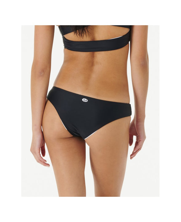 Majtki kąpielowe RIP CURL Mirage Revo Cheeky Pant czarny - Stroje - Adventure Sports
Majtki kąpielowe RIP CURL Mirage Revo Cheeky Pant czarny - Stroje - Adventure Sports