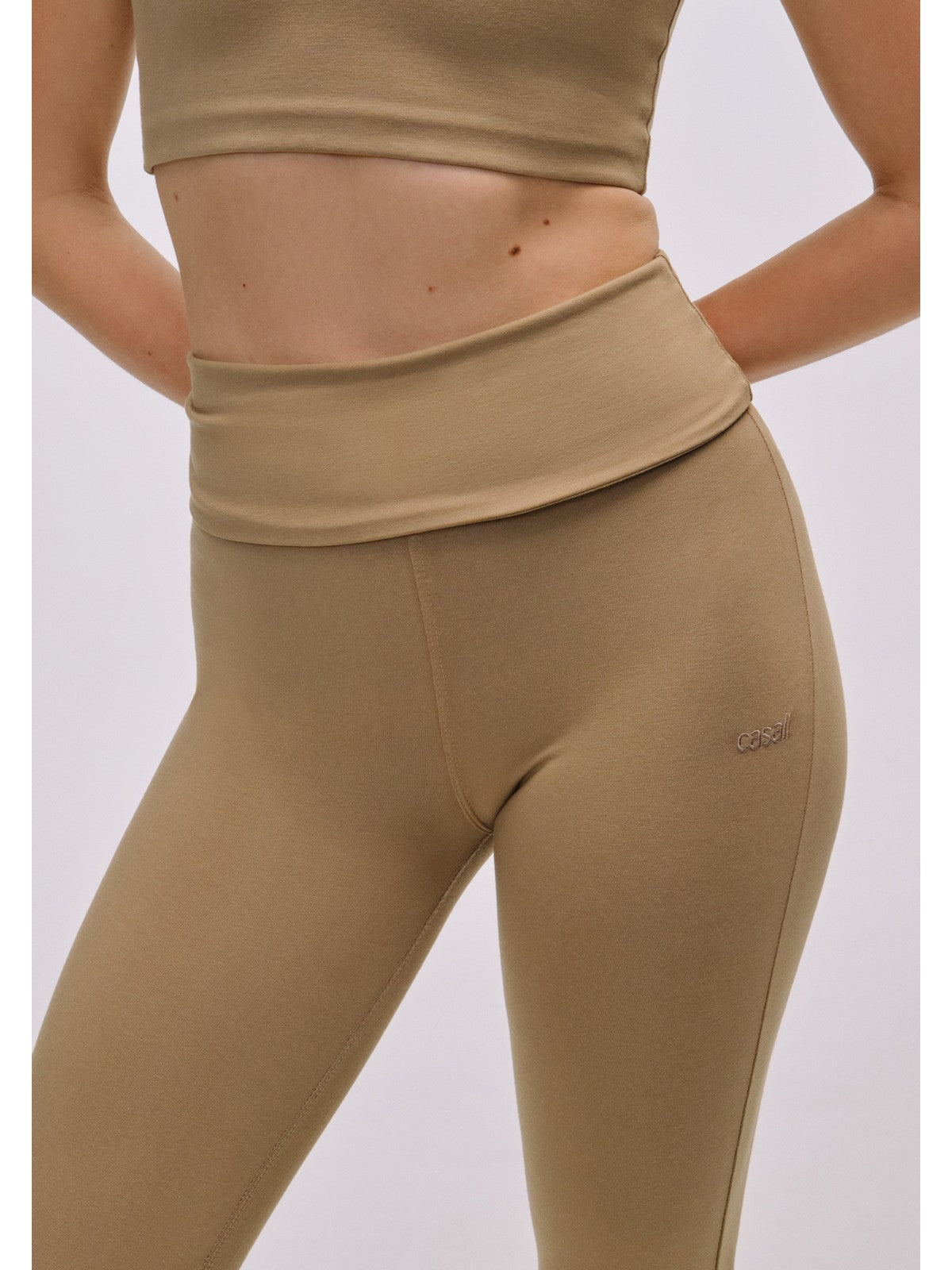 Spodnie damskie CASALL Sublime Folded Flare Pants kolor brązowy