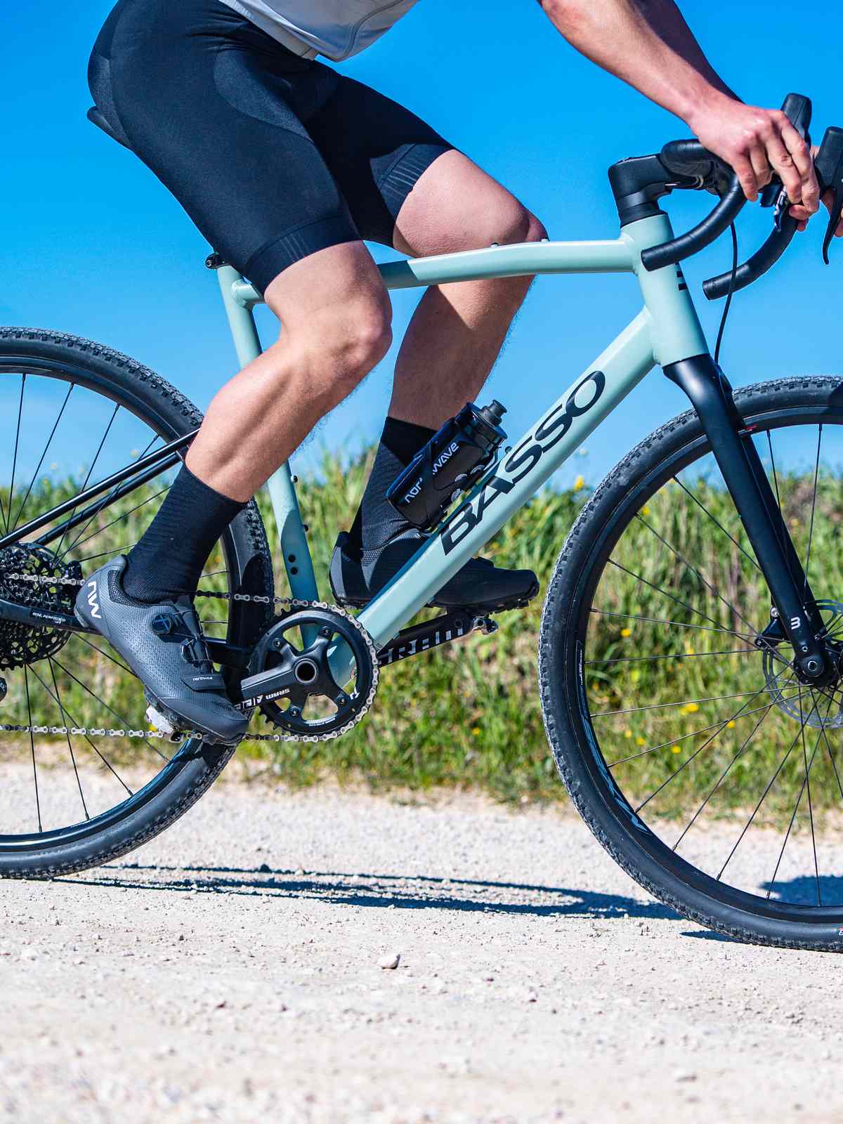 Spodenki rowerowe NORTHWAVE Active Bibshort - czarny - Adventure Sports