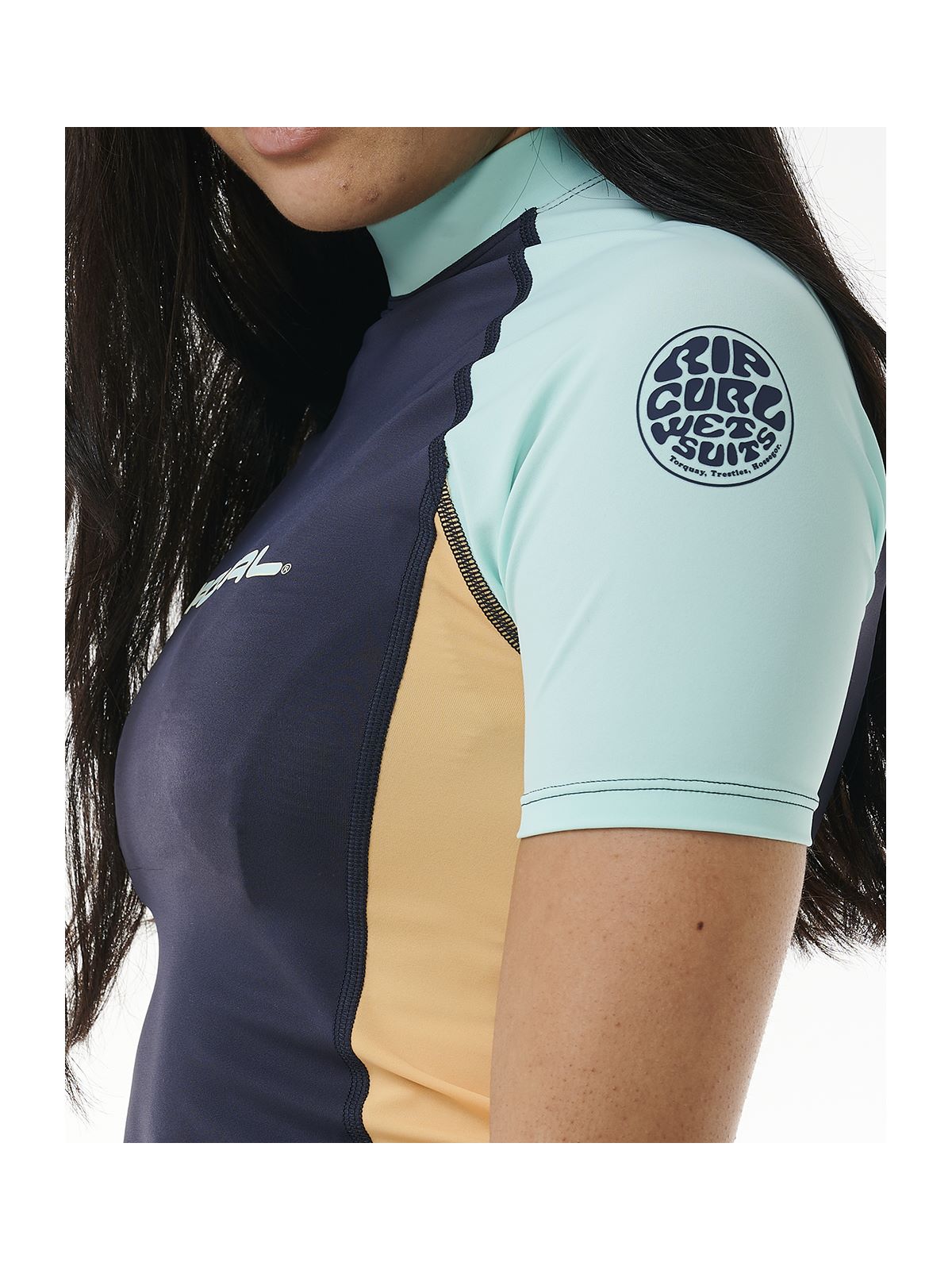 Lycra RIP CURL Block Party Upf 50 Ss Tee granatowy - Adventure Sports
