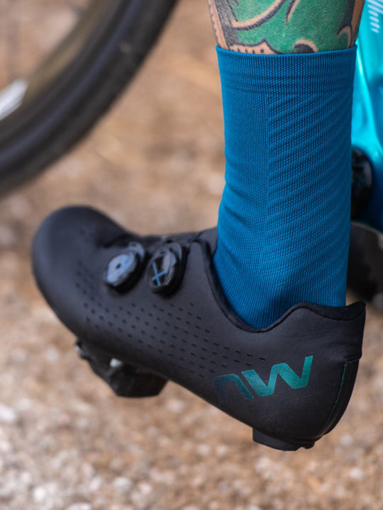 Buty rowerowe NORTHWAVE REVOLUTION 3 - czarny/niebieski - Adventure Sports
