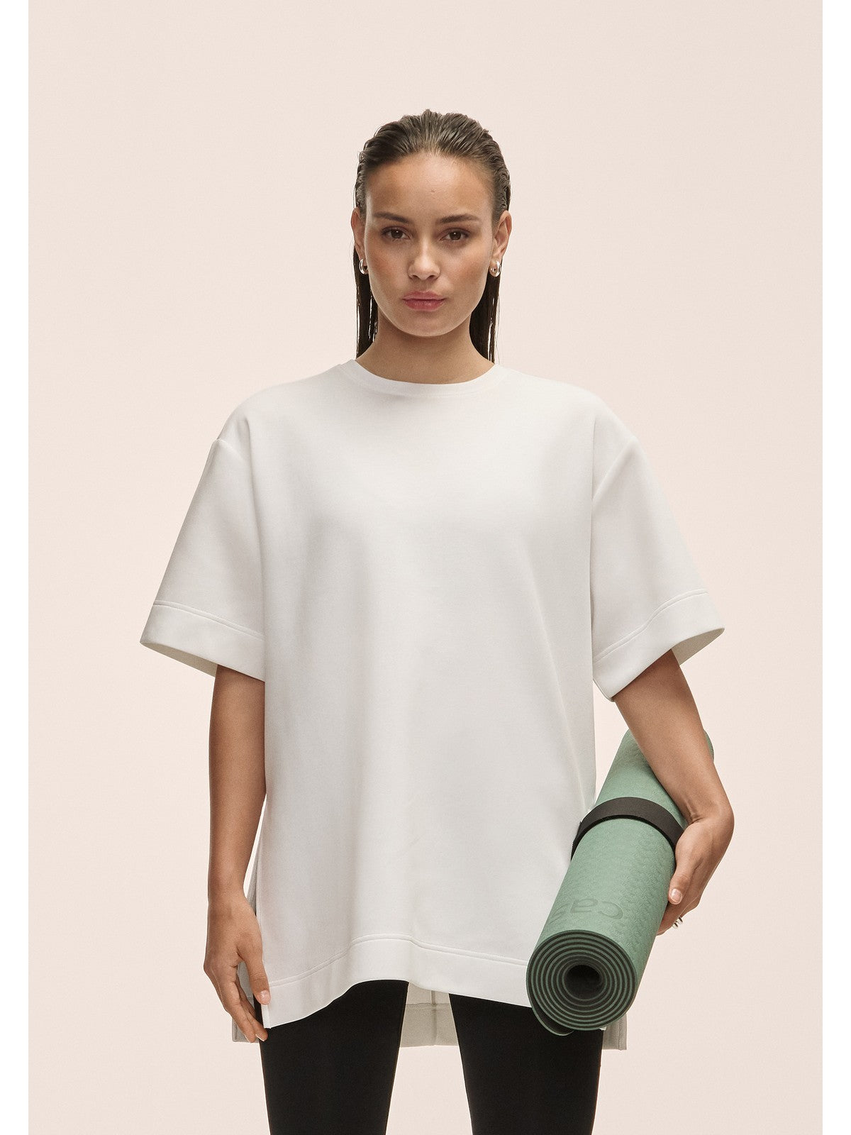 Koszulka damska Casall Aria Oversize Tee biały - Adventure Sports