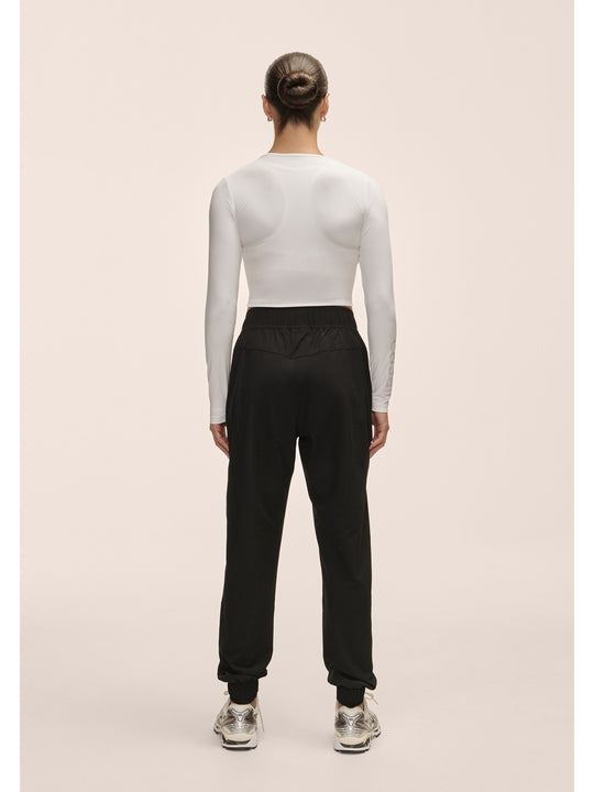 Spodnie damskie CASALL Everywhere Woven Pant kolor czarny

