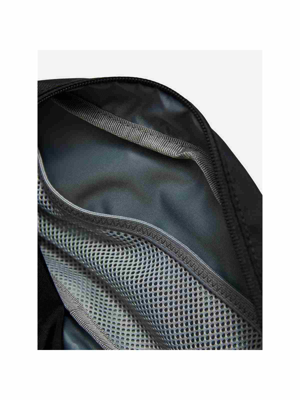 Kosmetyczka PEAK PERFORMANCE Detour Travel Case czarna