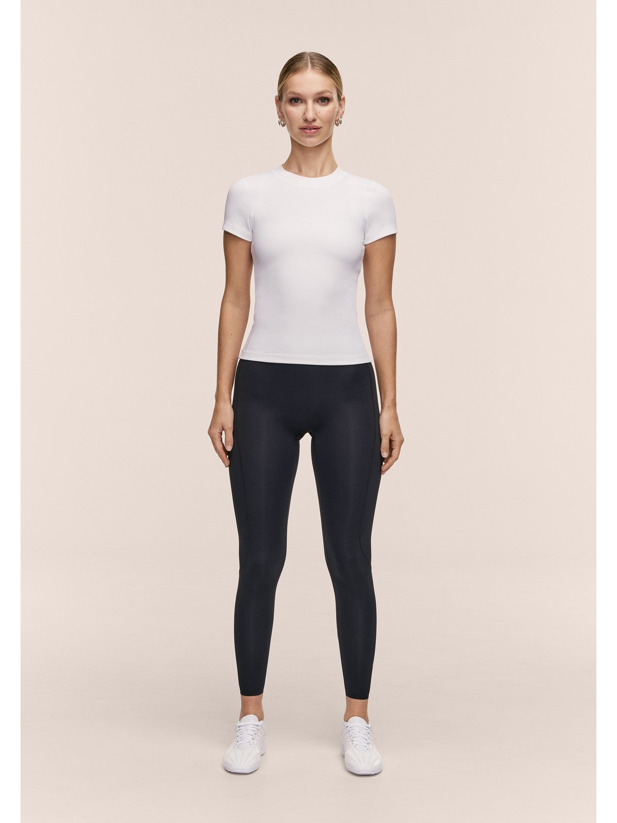 Koszulka damska CASALL Defined Rib Tee kolor biały