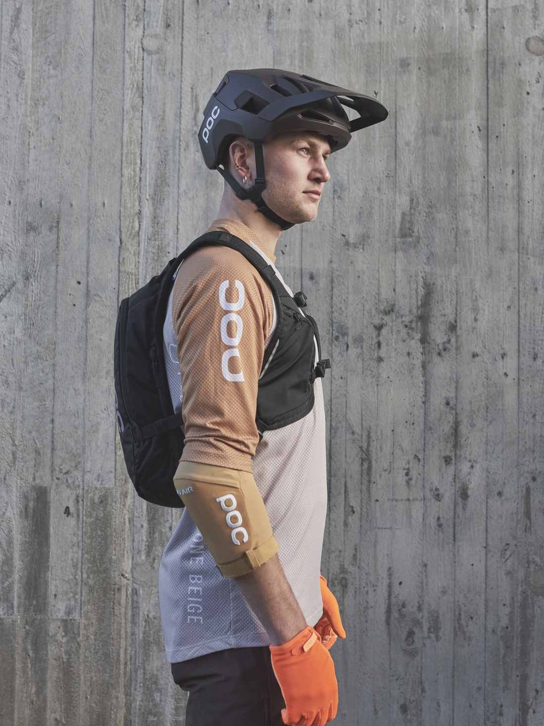 Plecak rowerowy POC COLUMN VPD Backpack 13L - czarny