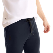 Spodnie dresowe męskie ON RUNNING Sweat Pants granatowy
