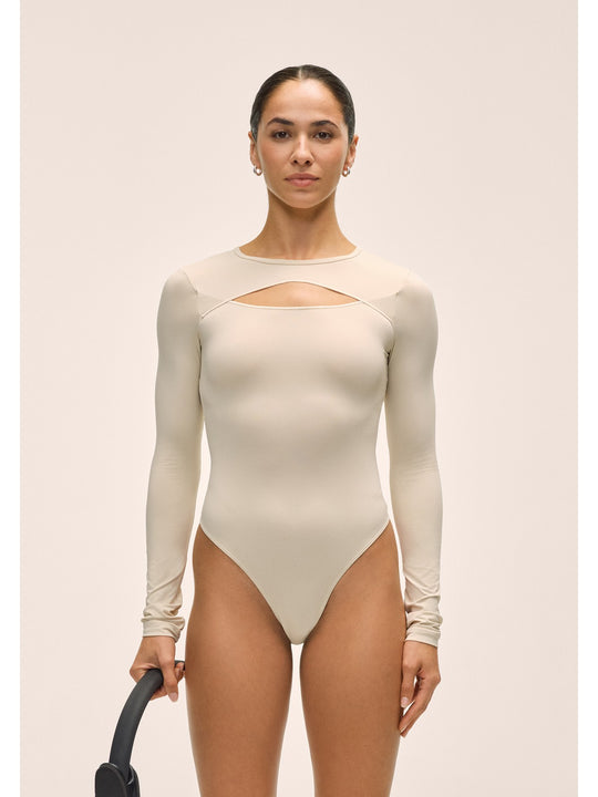 Body CASALL Cut Out Studio Body kolor beżowy
