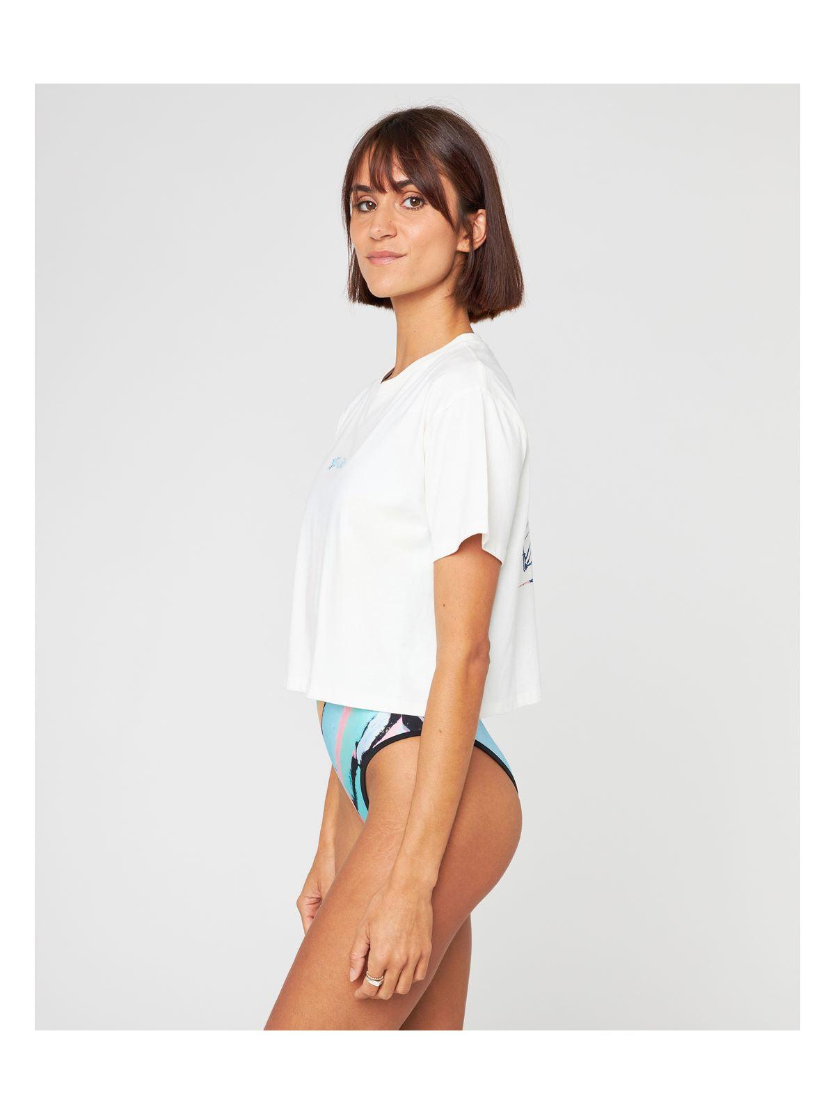 Koszulka RIP CURL Rc X Babapt Crop Tee biały - Adventure Sports