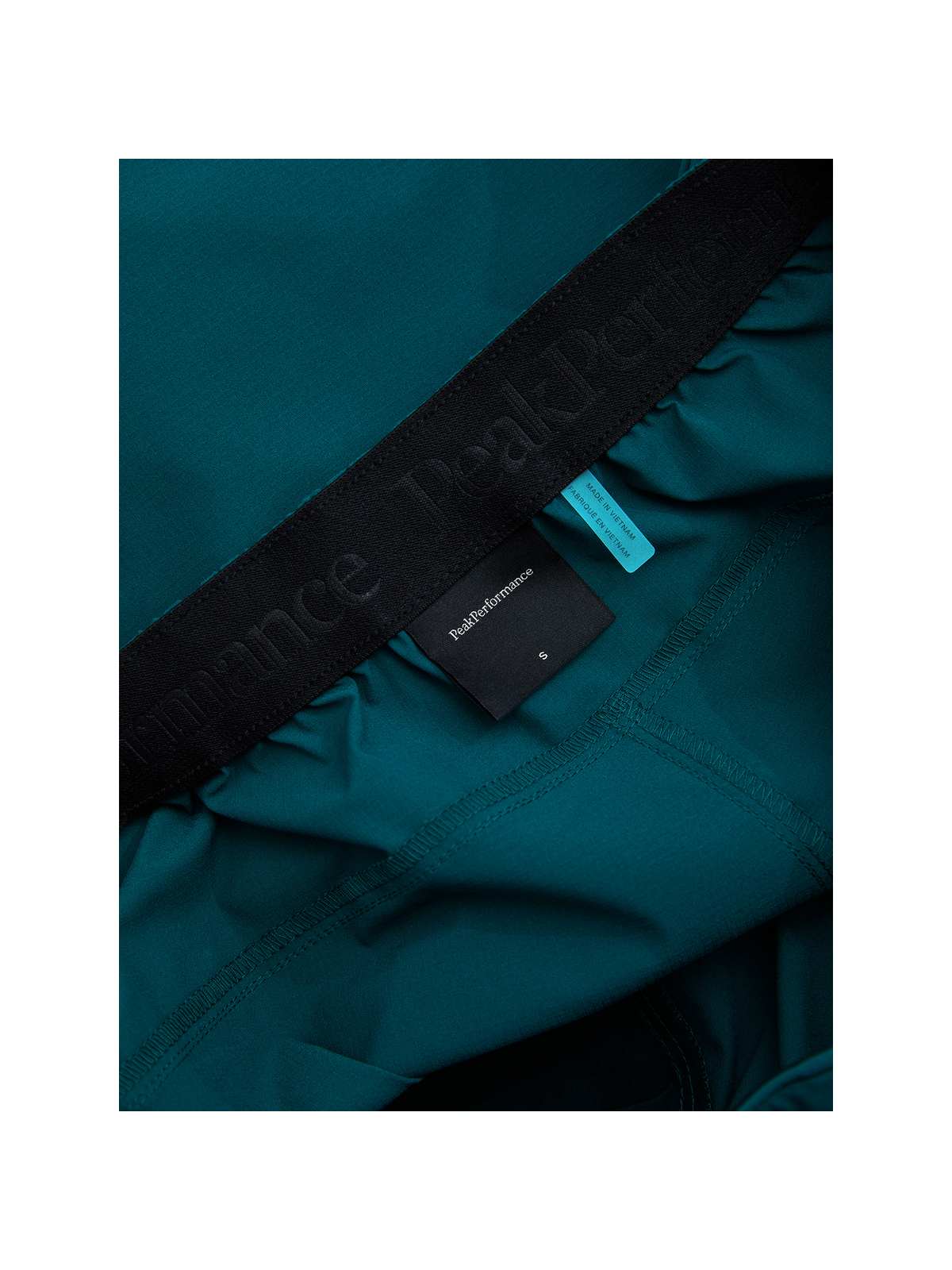 adventuresports szorty-peak-performance-w-outdoor-cargo-shorts-g80109040-45z detail1