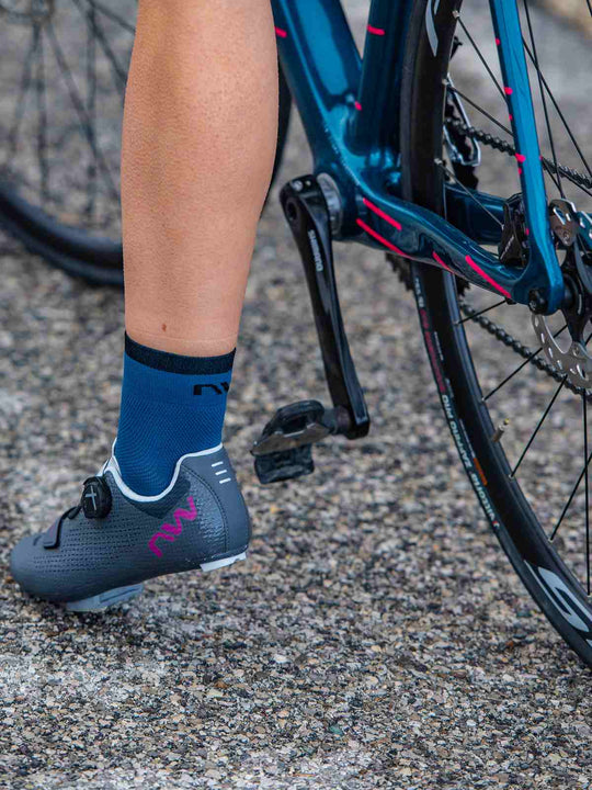 Skarpety rowerowe NORTHWAVE Origin Sock niebieski/czarny - Adventure Sports
