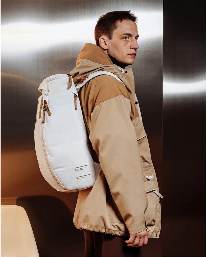 Plecak Db™ Hugger Backpack 25L Oatmilk