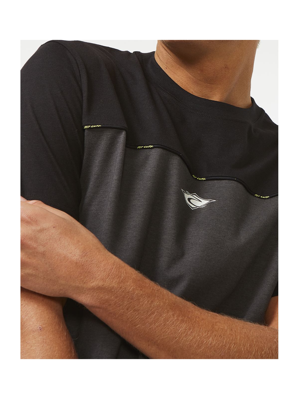 Koszulka RIP CURL Vaporcool Medina Seacell Tee czarny - Adventure Sports