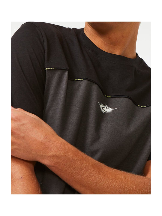 Koszulka RIP CURL Vaporcool Medina Seacell Tee czarny - Adventure Sports
