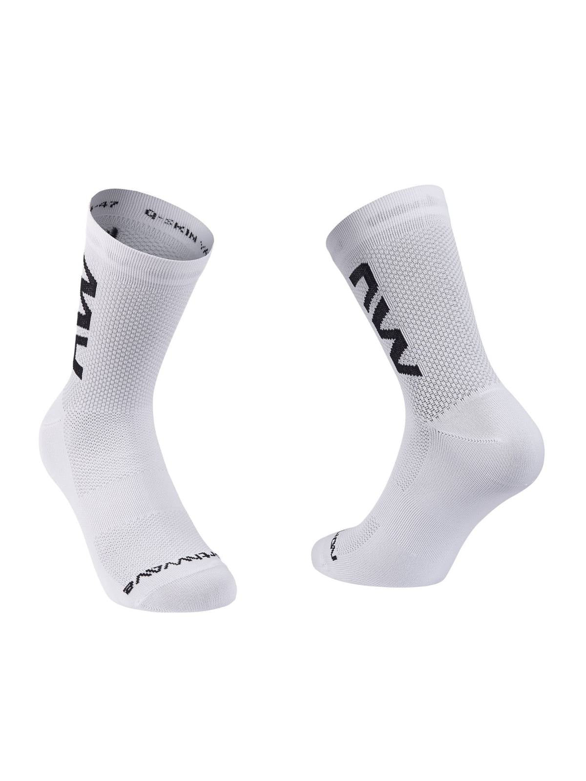Skarpety rowerowe NORTHWAVE Extreme Air Mid Sock biały - Adventure Sports